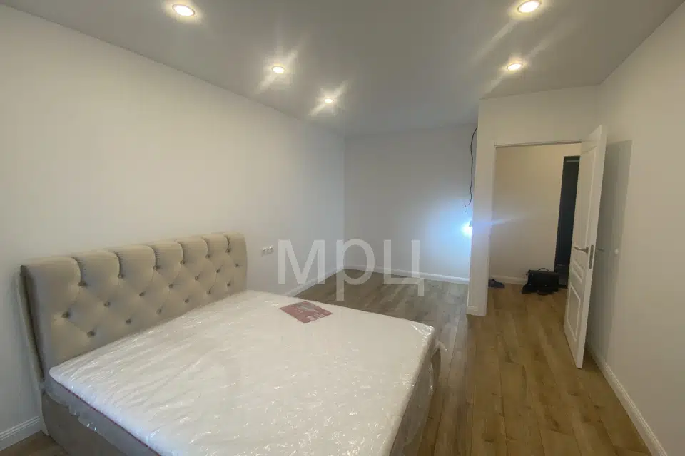 Продаётся 1-комнатная квартира, 34 м²