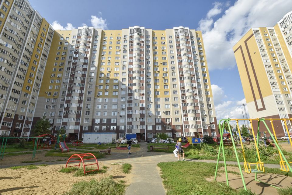 Продаётся 2-комнатная квартира, 64 м²