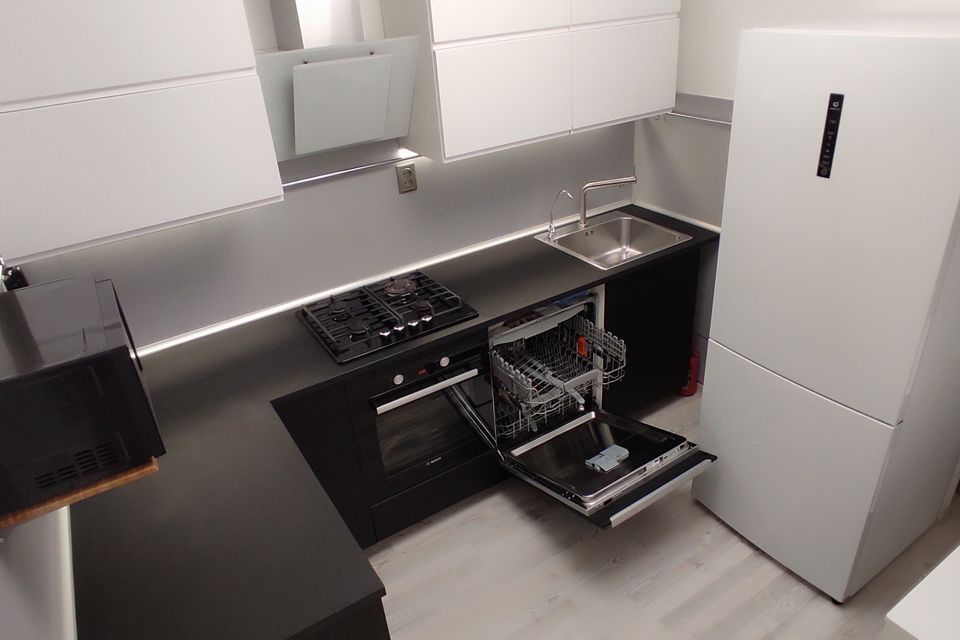 Продаётся 3-комнатная квартира, 67.8 м²