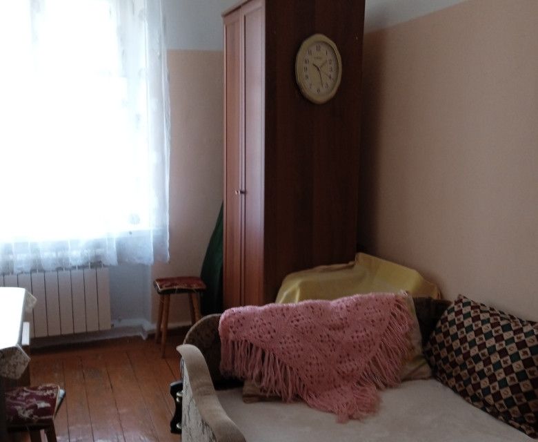 Продаётся комната в 5-комн. квартире, 13.9 м²