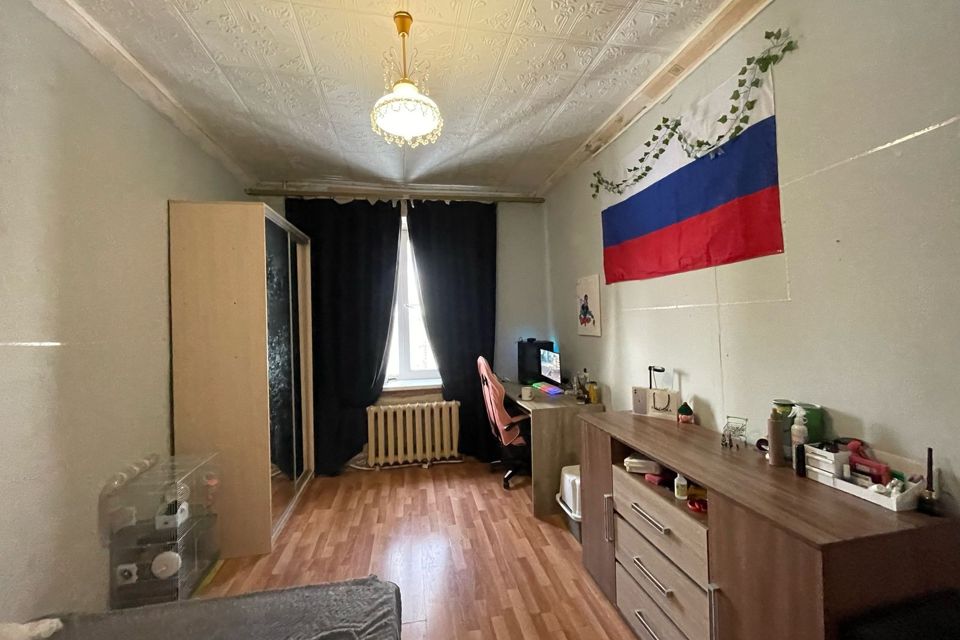 Продаётся 2-комнатная квартира, 55.6 м²