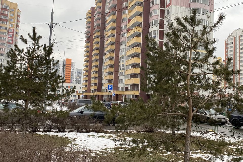 Продаётся 1-комнатная квартира, 41.8 м²