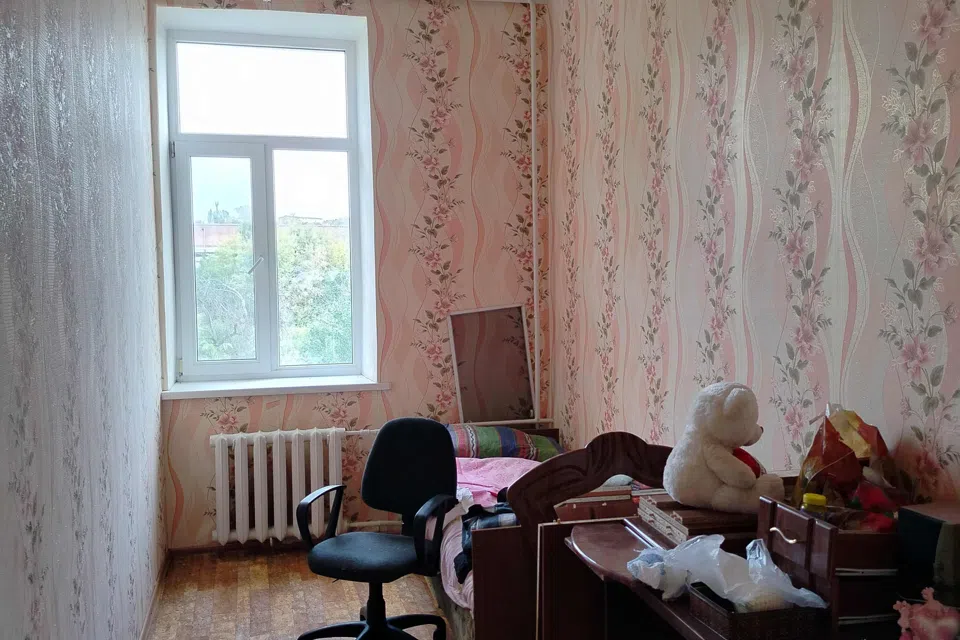 Продаётся 4-комнатная квартира, 89 м²