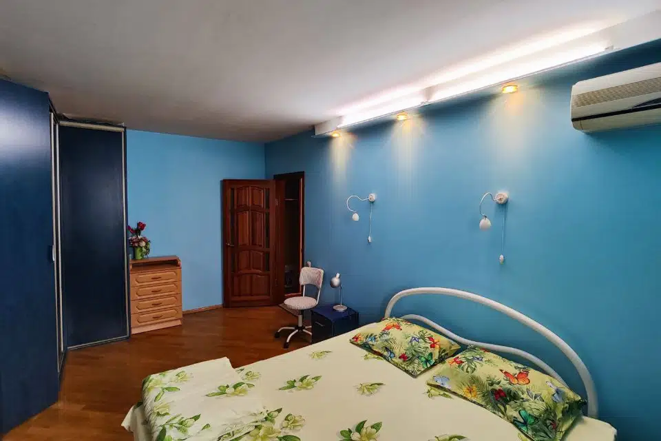 Продаётся 2-комнатная квартира, 53.5 м²