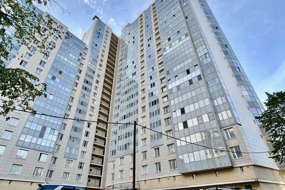 Продаётся 1-комнатная квартира, 52.3 м²