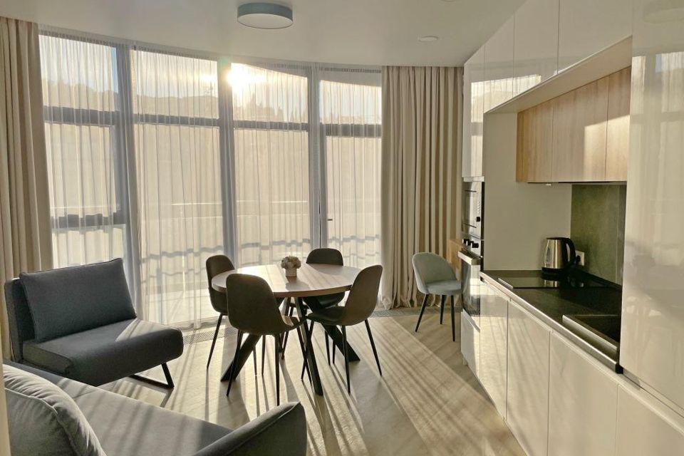 Продаётся 1-комнатная квартира, 60.8 м²
