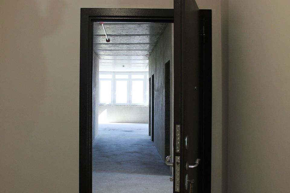 Продаётся 4-комнатная квартира, 178 м²