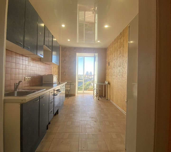 Сдаётся 1-комнатная квартира, 42 м²