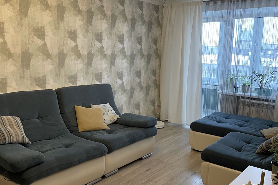 Продаётся 3-комнатная квартира, 69.5 м²