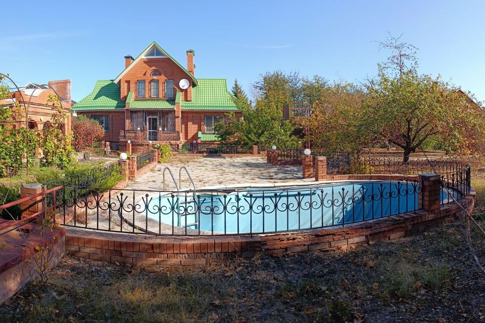 Продаётся 2-этажный дом, 480 м²