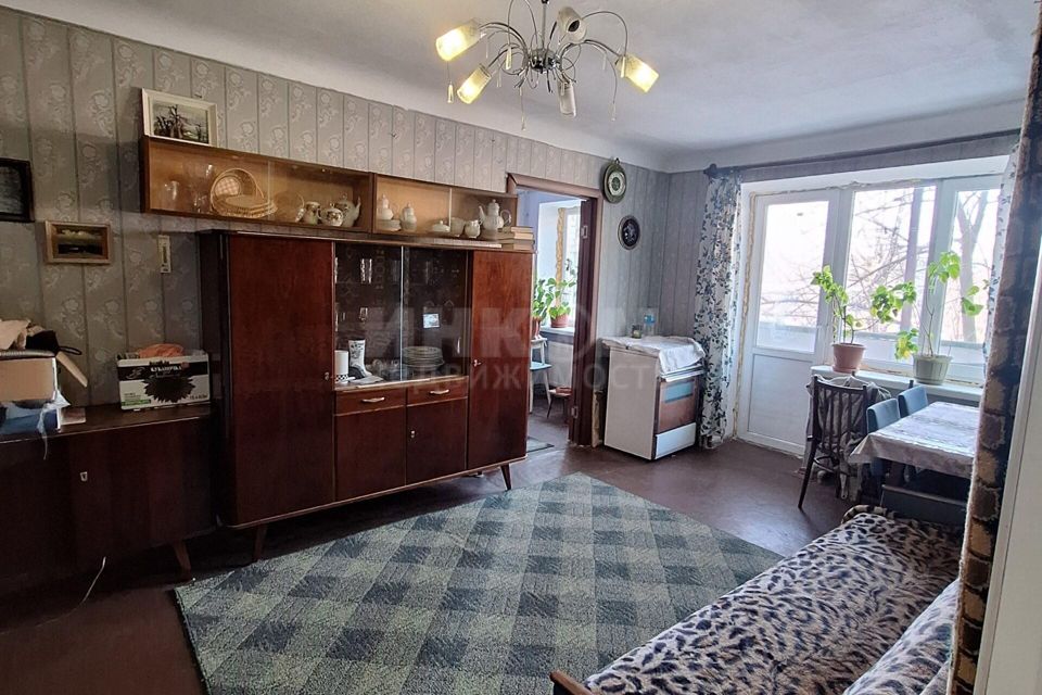 Продаётся 3-комнатная квартира, 57 м²