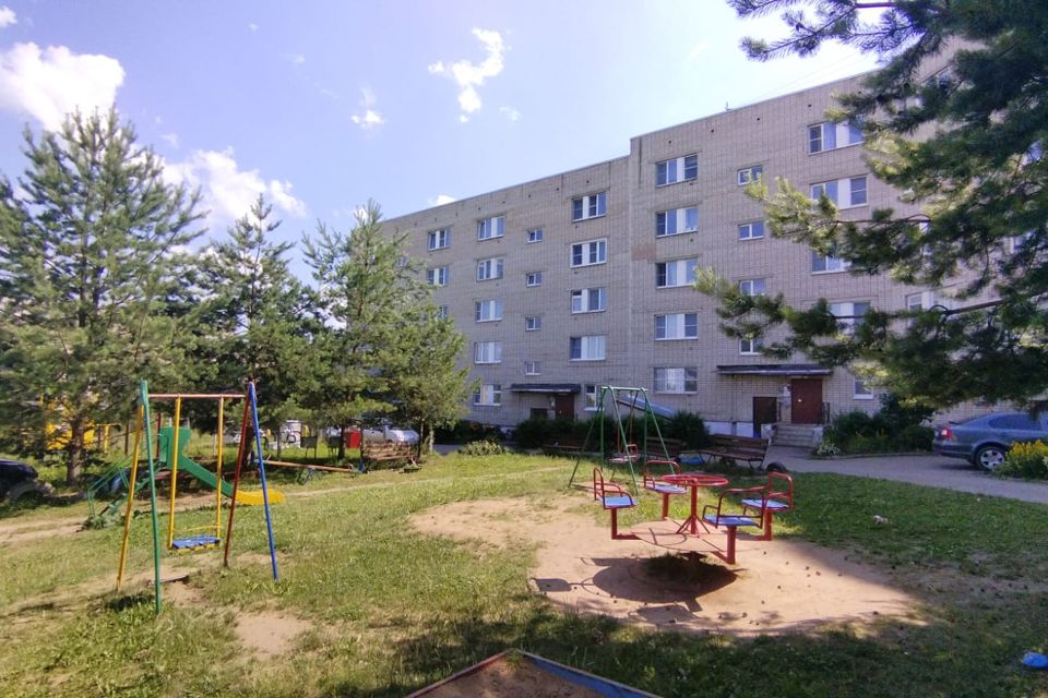 Продаётся 4-комнатная квартира, 81.9 м²