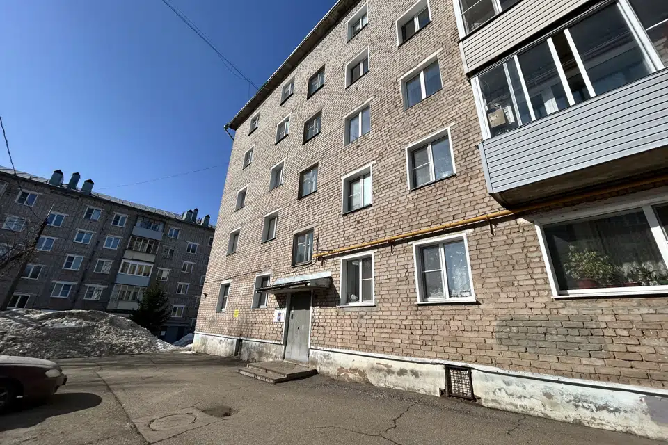 Продаётся 3-комнатная квартира, 58 м²