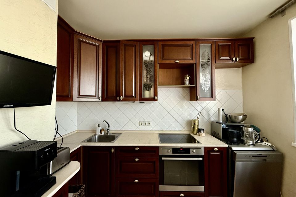 Продаётся 3-комнатная квартира, 72.5 м²