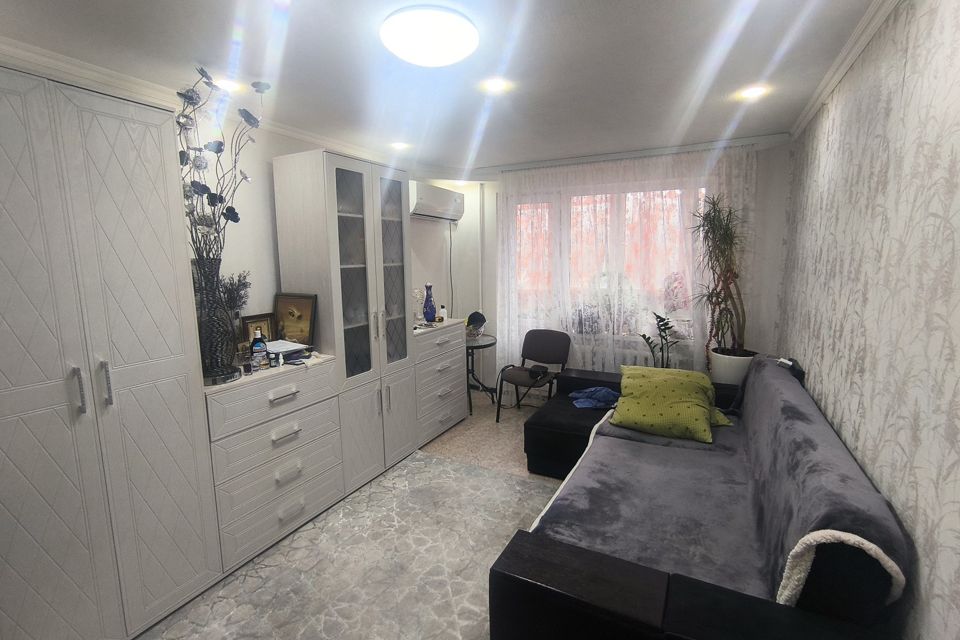 Продаётся 3-комнатная квартира, 65 м²