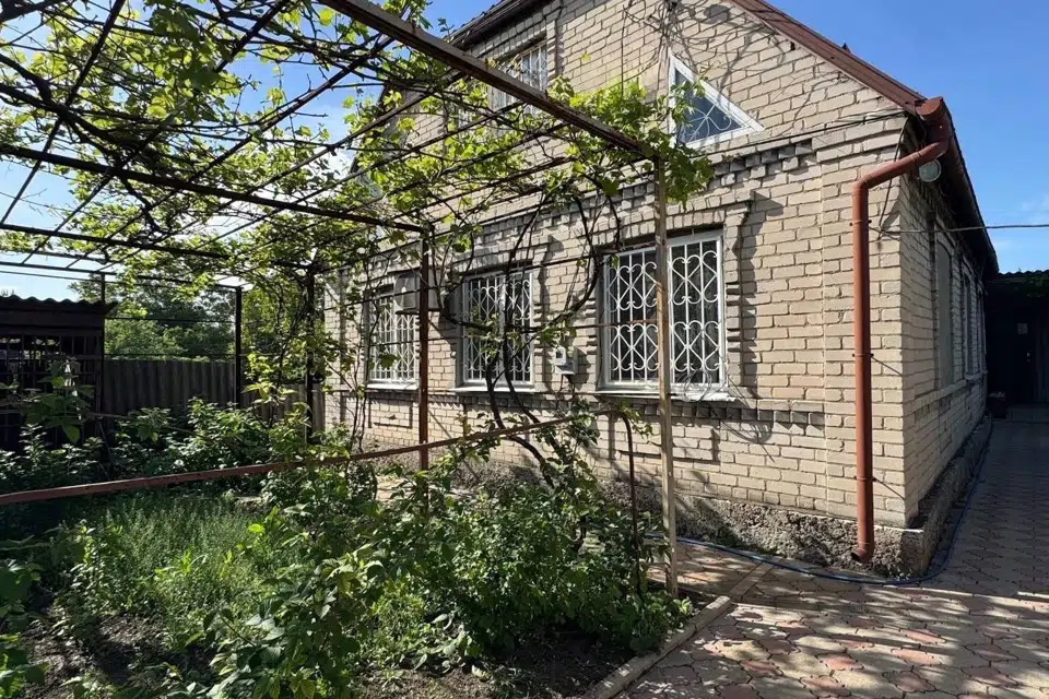 Продаётся 2-этажный дом, 146.2 м²