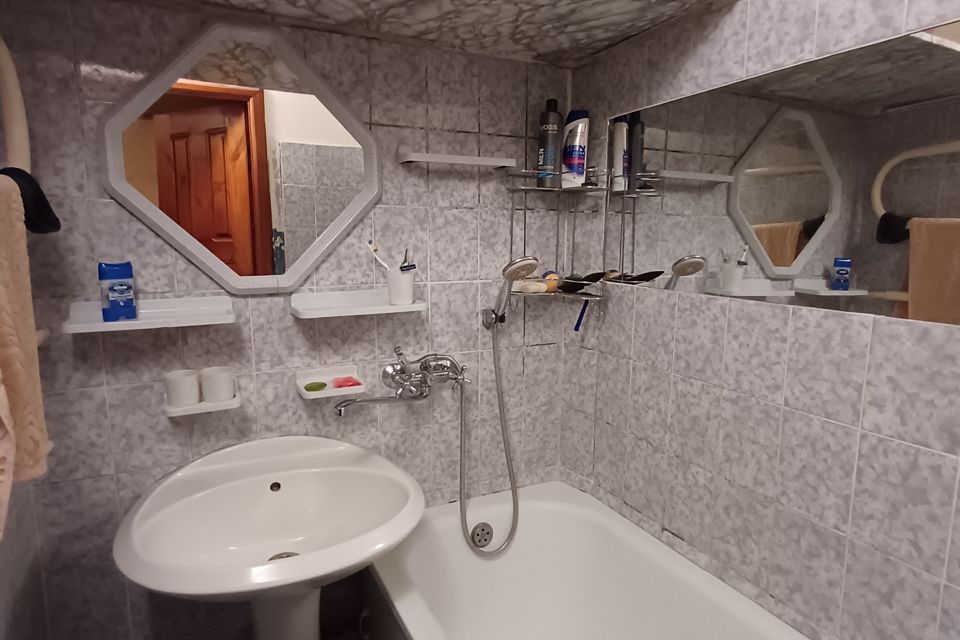 Продаётся комната в 1-комн. квартире, 17 м²