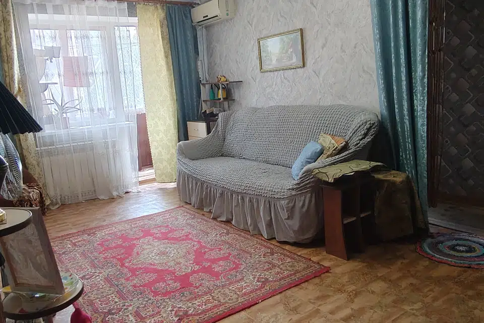 Продаётся 3-комнатная квартира, 56 м²