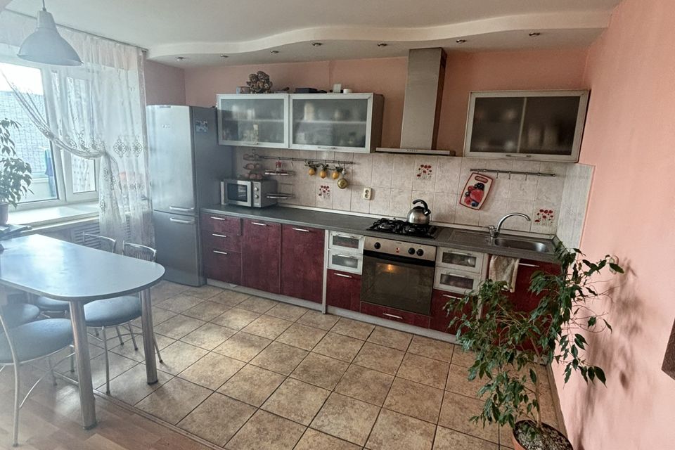 Продаётся 3-комнатная квартира, 73.7 м²