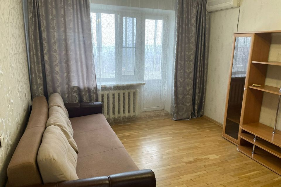 Продаётся 1-комнатная квартира, 37 м²