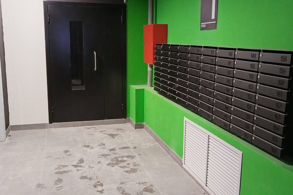 Продаётся 1-комнатная квартира, 41.8 м²