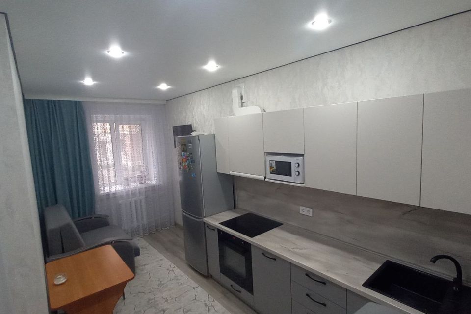 Продаётся 1-комнатная квартира, 50.2 м²