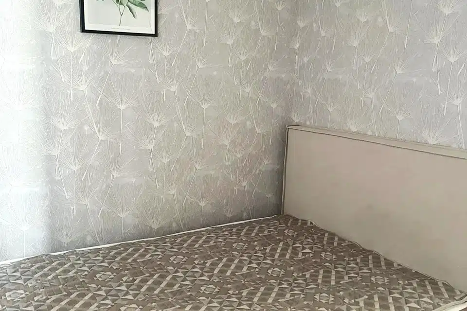 Продаётся 3-комнатная квартира, 43.3 м²