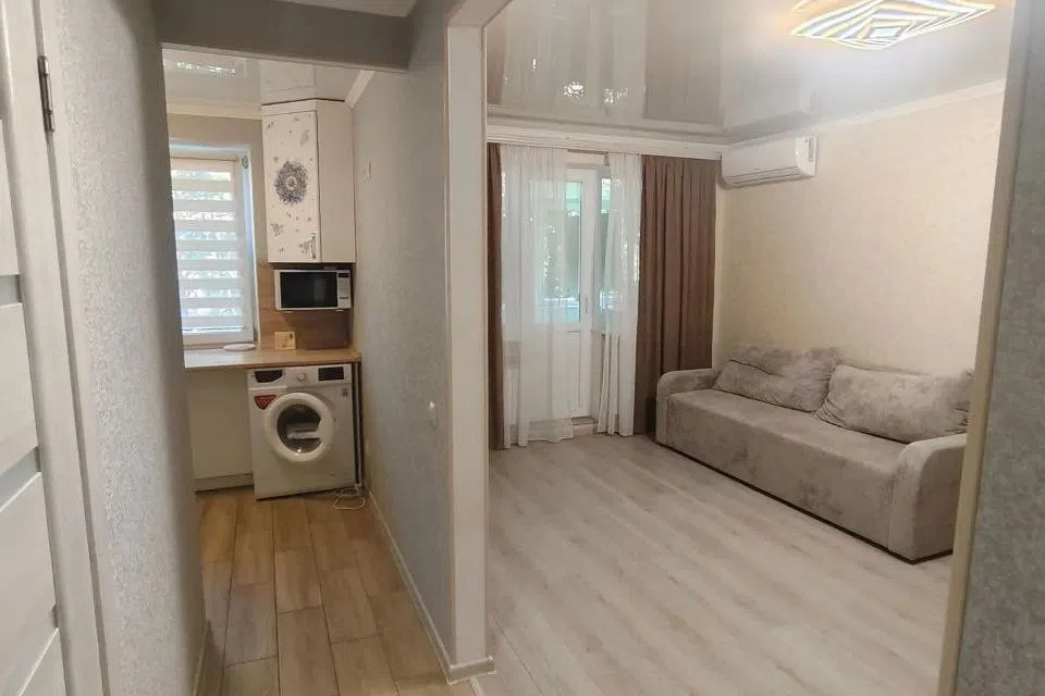 Продаётся 3-комнатная квартира, 58.1 м²