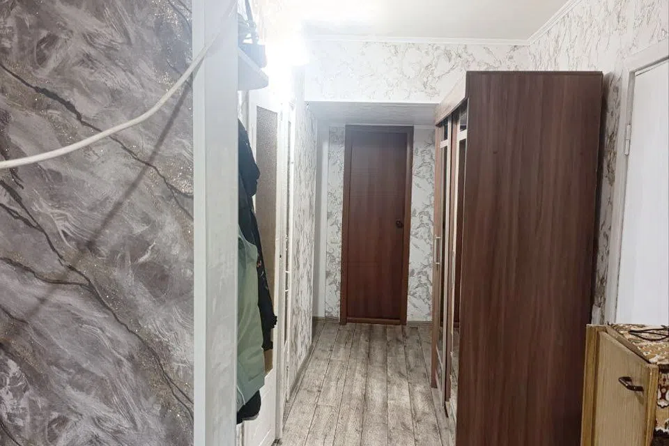 Продаётся 4-комнатная квартира, 80 м²