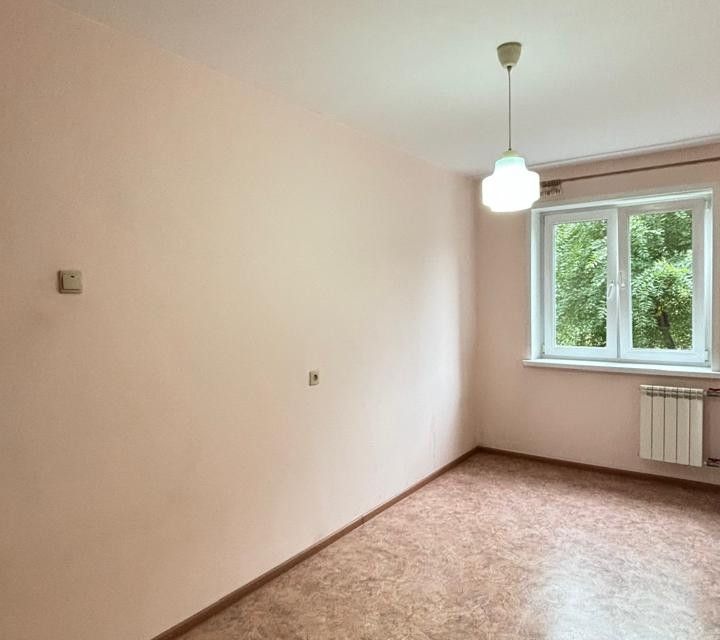 Продаётся 2-комнатная квартира, 43.4 м²
