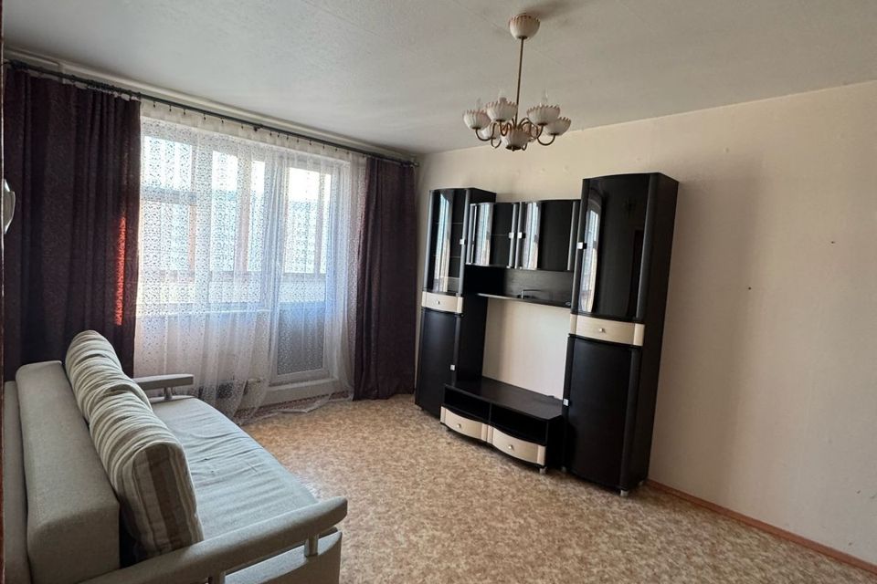 Продаётся 1-комнатная квартира, 38 м²