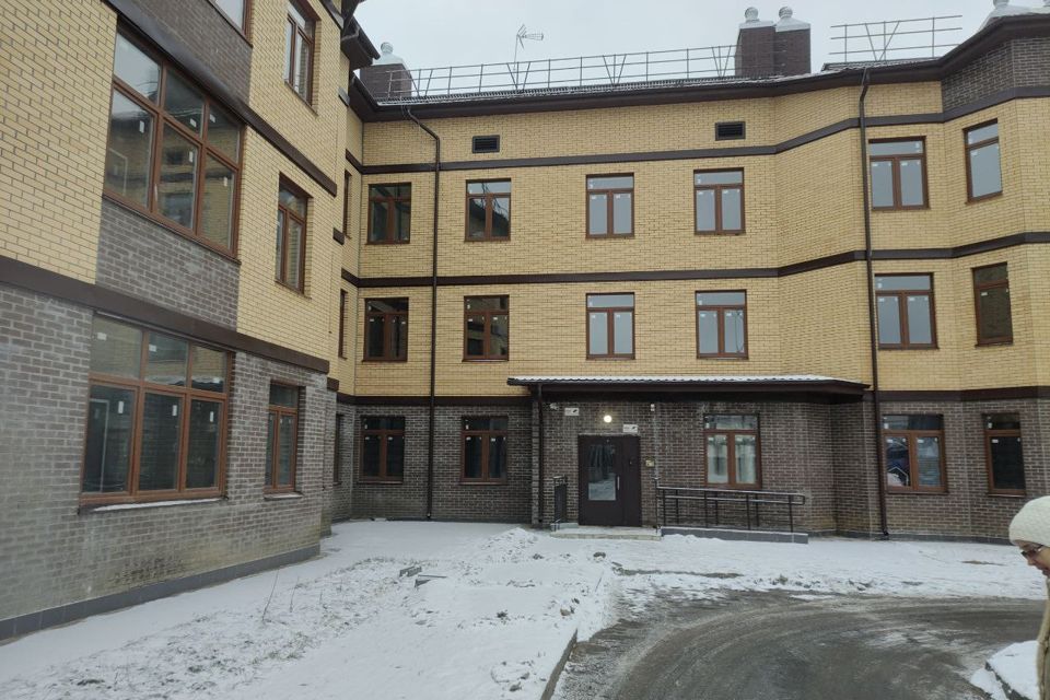 Продаётся 1-комнатная квартира, 40.3 м²