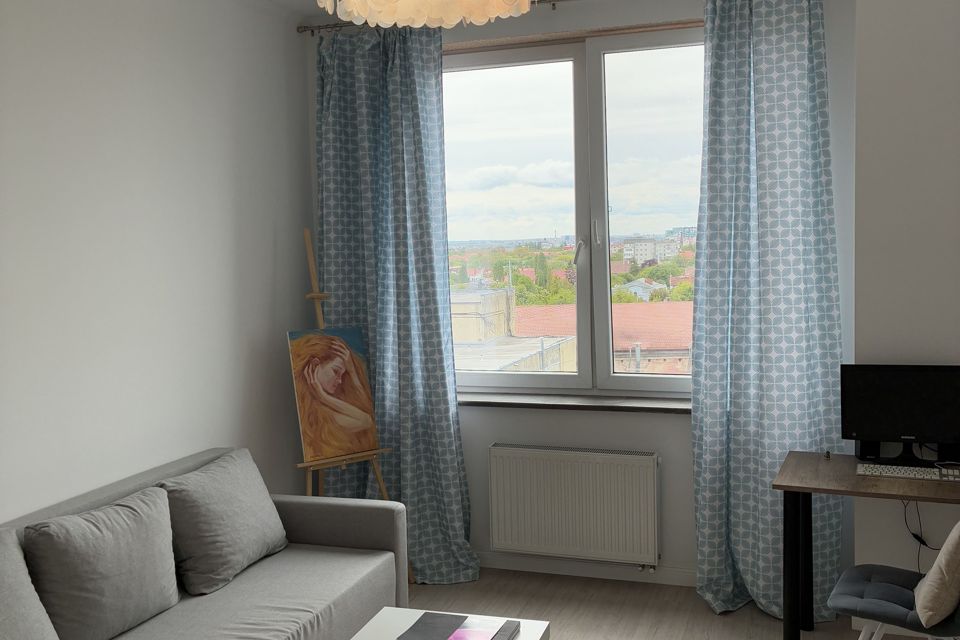 Продаётся 1-комнатная квартира, 42 м²