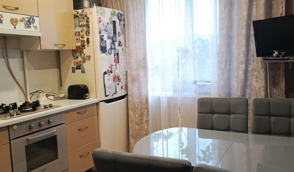 Продаётся 3-комнатная квартира, 64.4 м²