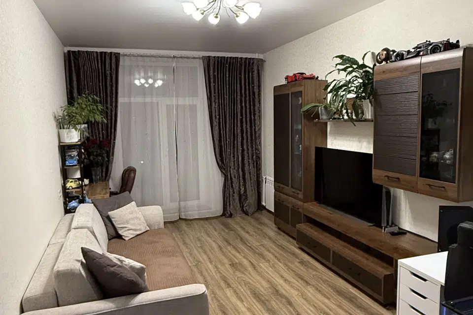 Продаётся 2-комнатная квартира, 55.7 м²