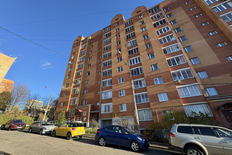 Продаётся 1-комнатная квартира, 42 м²