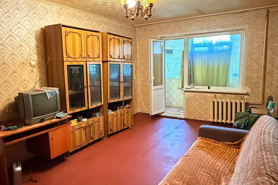 Продаётся 1-комнатная квартира, 42 м²