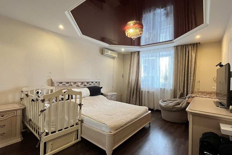 Продаётся 3-комнатная квартира, 60.5 м²