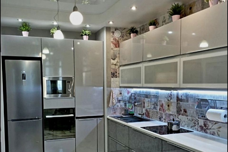 Сдаётся 2-комнатная квартира, 69 м²