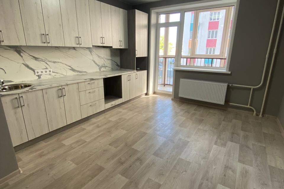 Продаётся 1-комнатная квартира, 46.7 м²