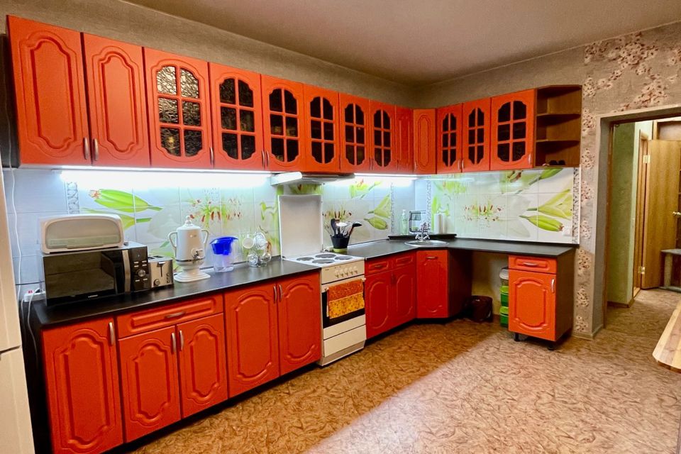 Продаётся 3-комнатная квартира, 66.4 м²