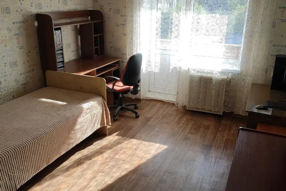 Продаётся 4-комнатная квартира, 92.6 м²
