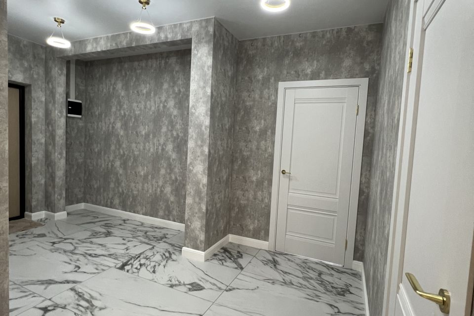 Продаётся 2-комнатная квартира, 65.8 м²