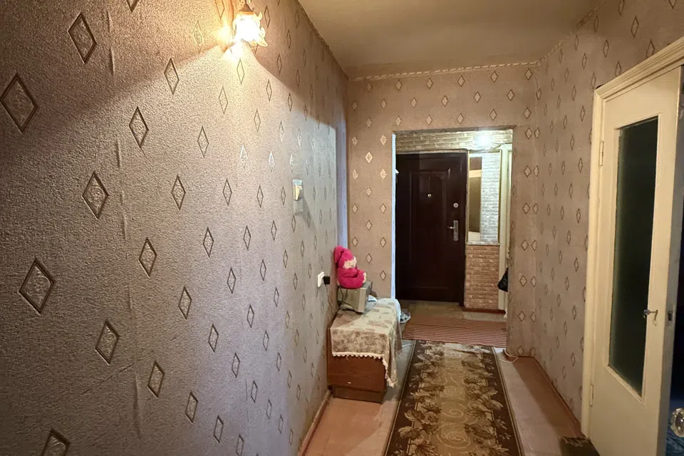 Продаётся 3-комнатная квартира, 74 м²