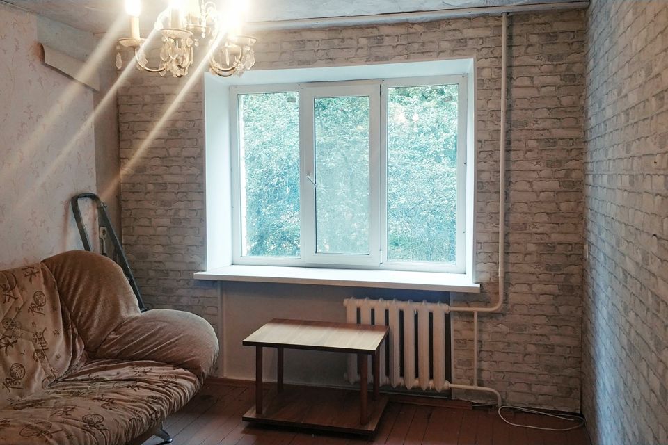 Продаётся комната в 4-комн. квартире, 18 м²
