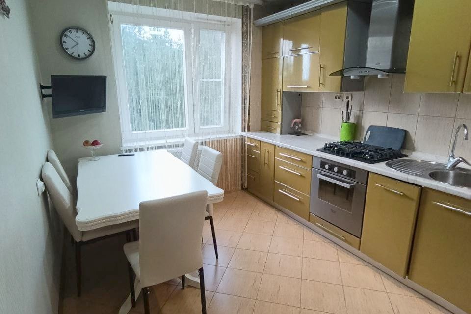 Продаётся 4-комнатная квартира, 86.5 м²
