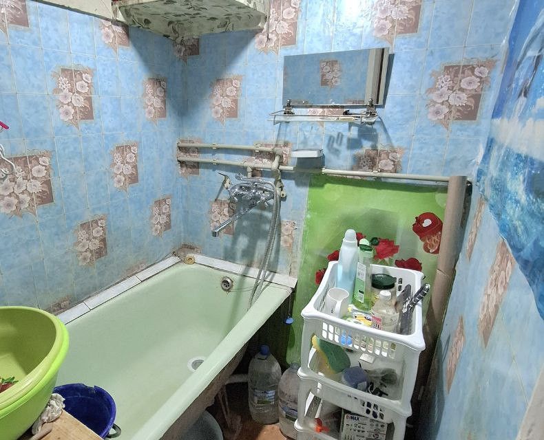 Продаётся 3-комнатная квартира, 58.2 м²