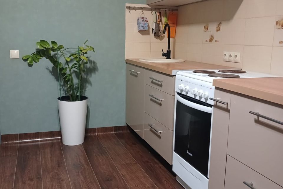 Продаётся 1-комнатная квартира, 35.8 м²