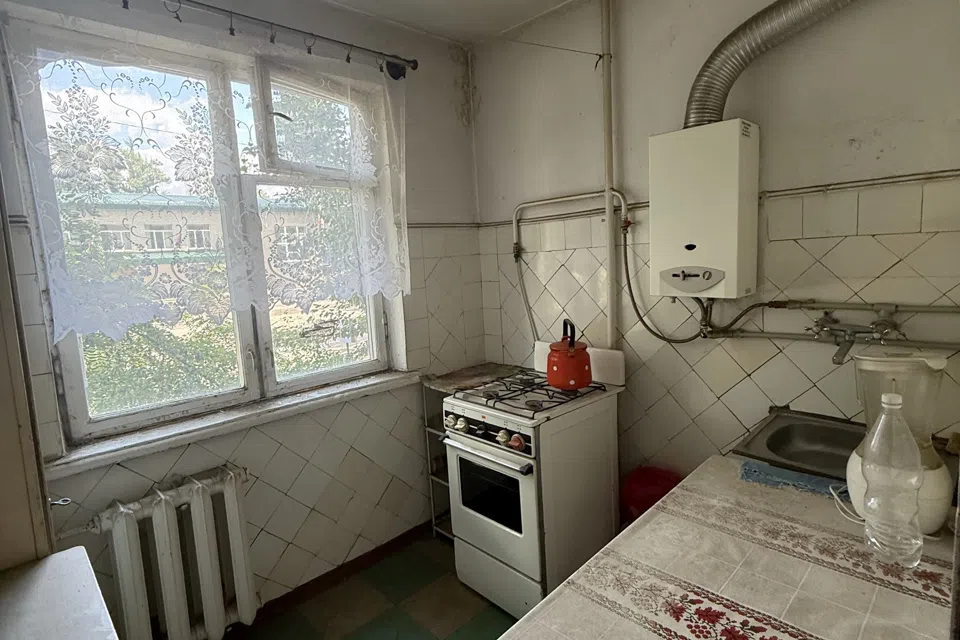 Продаётся 3-комнатная квартира, 57 м²