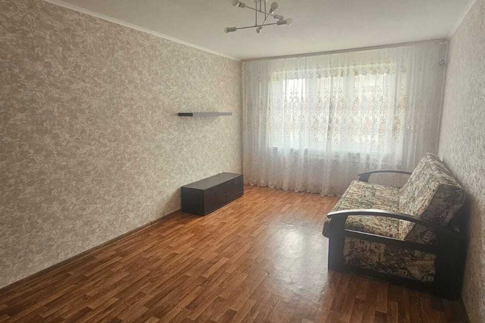 Сдаётся 1-комнатная квартира, 38 м²
